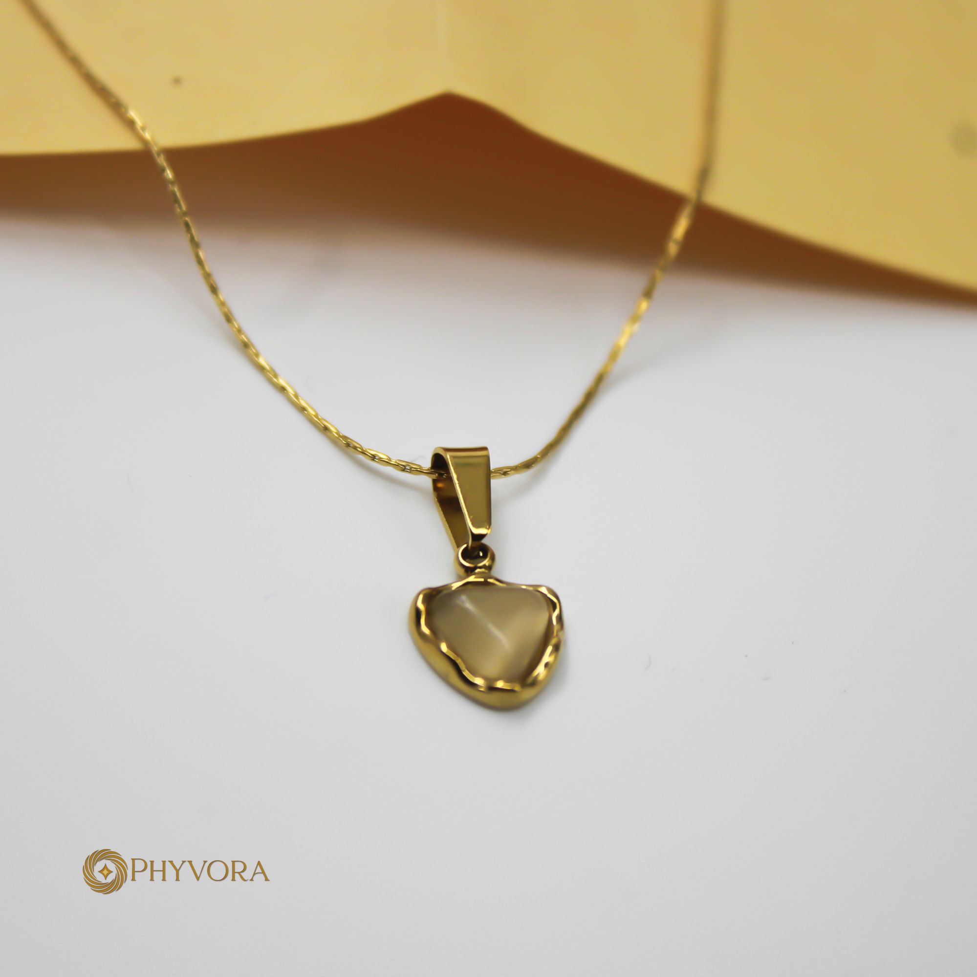 Elegant Gold Heart Pendant Necklace